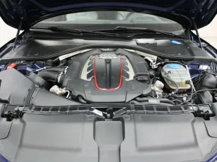 Audi  7