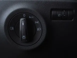 Volkswagen  12
