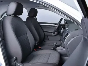 Volkswagen  7