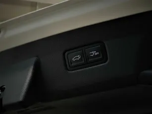 Kia  19