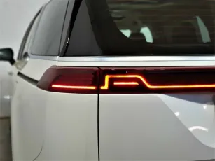 Kia  4