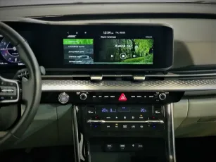 Kia  8