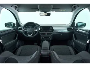 Volkswagen  8