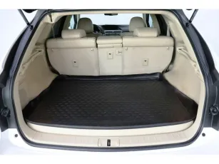 Lexus  6