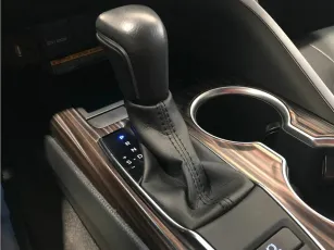 Toyota  17