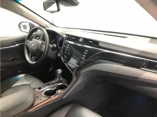 Toyota  8