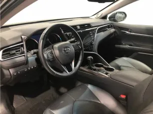 Toyota  9