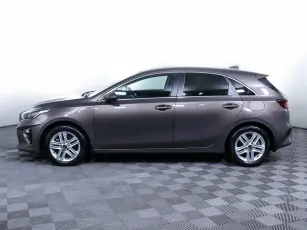 Kia  3
