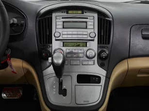 Hyundai  13