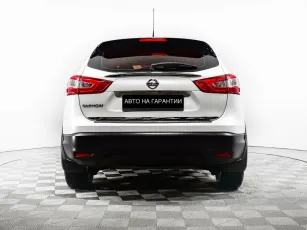 Nissan  6