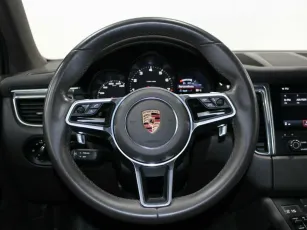 Porsche  11