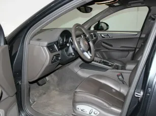 Porsche  8