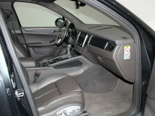 Porsche  9