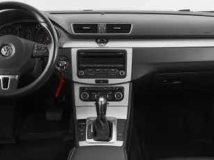 Volkswagen  15