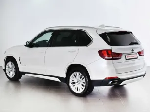 BMW  3