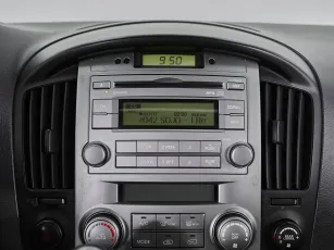 Hyundai  13