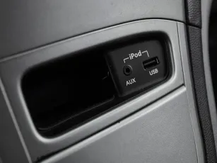 Hyundai  15