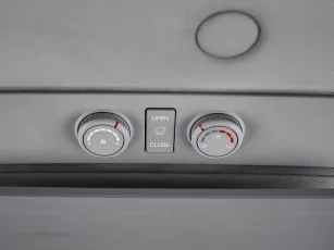 Hyundai  16