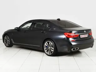 BMW  3