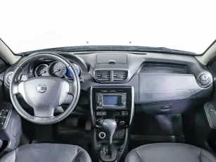Nissan  11
