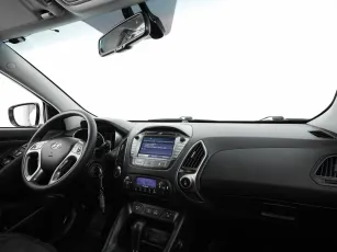 Hyundai  8
