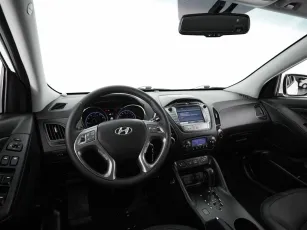 Hyundai  9