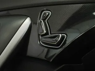 Hyundai  11