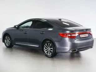 Hyundai  3