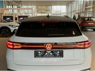 Volkswagen  4