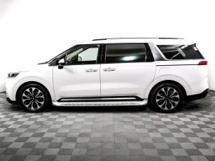 Kia  3