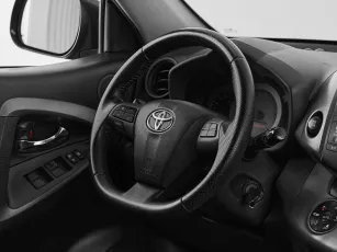 Toyota  10