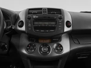 Toyota  16