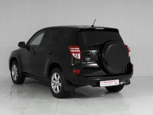 Toyota  4