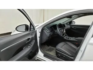 Hyundai  7