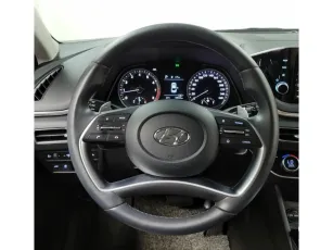 Hyundai  8
