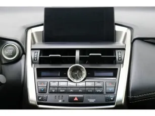 Lexus  12