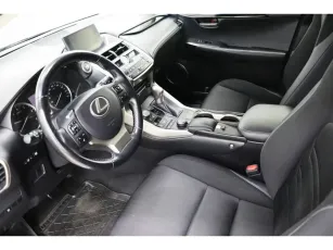 Lexus  13