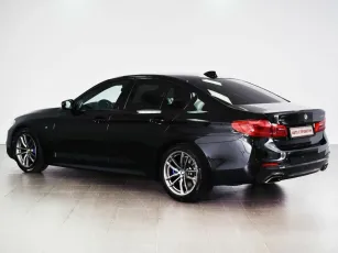 BMW  3