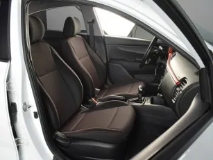 Kia  7
