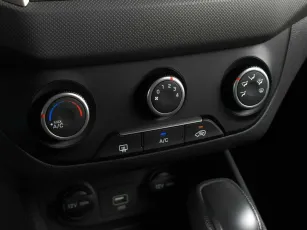 Hyundai  8