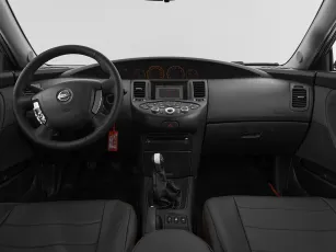 Nissan  9