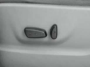 Chrysler  13