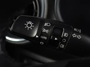 Kia  15