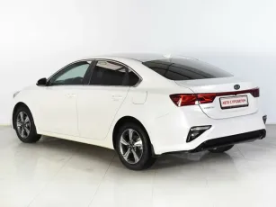 Kia  3