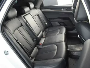 Kia  10