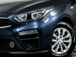 Kia  7