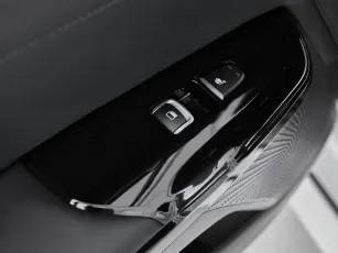 Kia  13