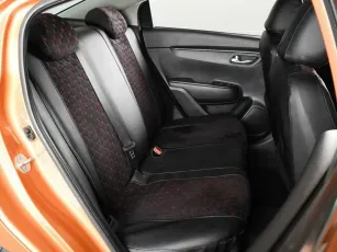 Kia  11