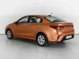 Kia  3