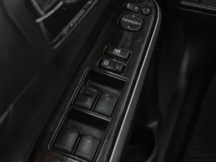 Toyota  13